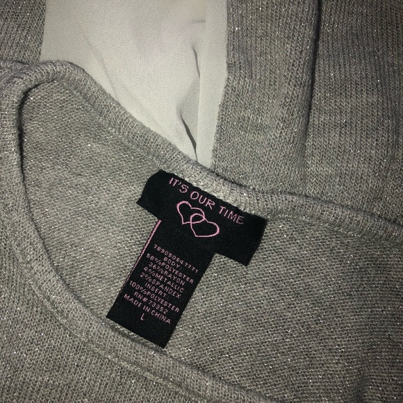 Gray Top - Picture 5 of 5